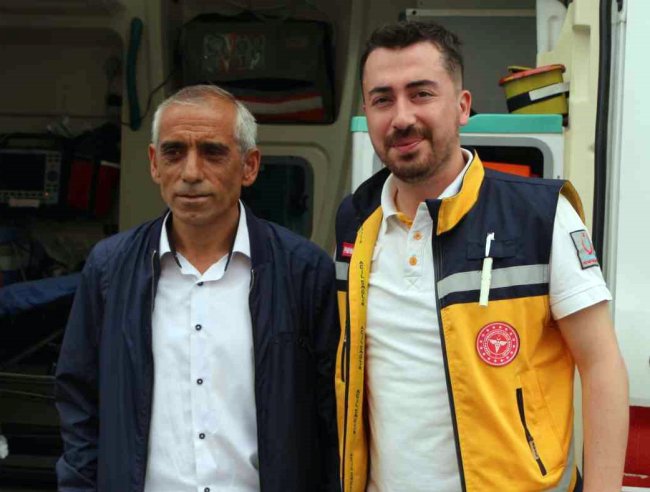 ÜRETTİĞİ DELİ BALDAN YEDİ ÖLÜMDEN DÖNDÜ