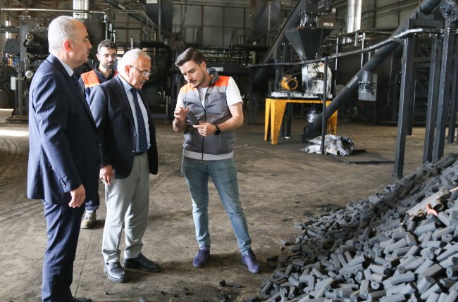 ESKİ BAKANDAN ÇAYDALI’NA ZİYARET