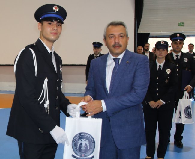 185 POLİS ADAYI MEZUN OLDU