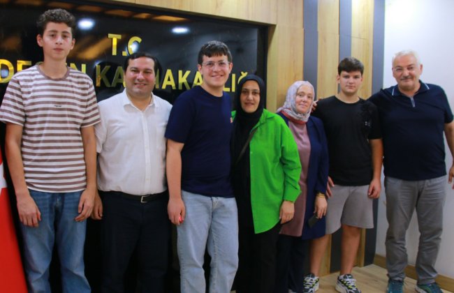 BAŞARILI ÖĞRENCİLER ÖDÜLLENDİRİLDİ
