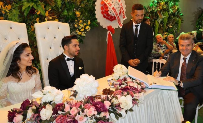 İl Milli Eğitim Müdürünün Mutlu Günü