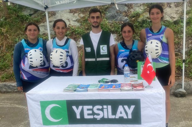 YEŞİLAY SPORCULARLA BULUŞTU