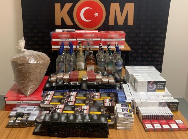 RİZE’DE KAÇAK SİGARA VE İÇKİ YAKALANDI