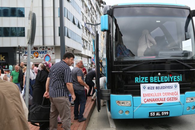 RİZE BELEDİYESİ’NDEN EMEKLİLERE ÇANAKKALE GEZİSİ