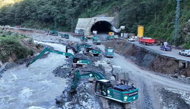 RİZE’DE SELİN YARALARI SARILIYOR