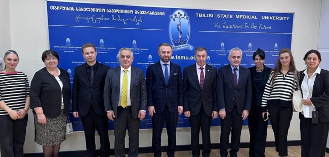 Üniversite Heyetinden Gürcistan'a Ziyaret