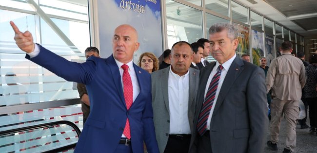 SARP KAPISI YOĞUNLUĞUNU KORUYOR