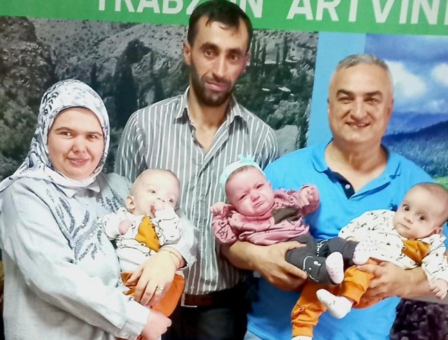 HAYATA TUTUNDULAR BİR BUÇUK YAŞINA GİRDİLER