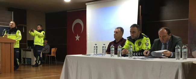 Servis Sürücüleri ve Rehber Personellere Eğitim Verildi