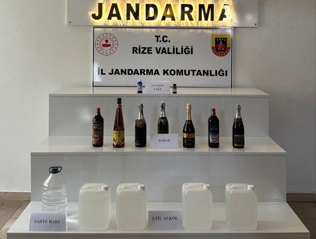 JANDARMA KAÇAK İÇKİYE GEÇİT VERMEDİ
