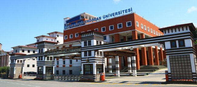 Recep Tayyip Erdoğan Üniversitesi’nden URAP Sıralamasında Rekor Yükseliş!