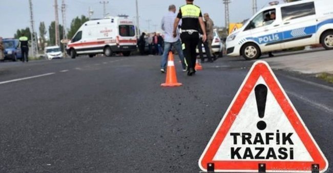 SAĞLIK PERSONELİNE ARAÇ ÇARPTI