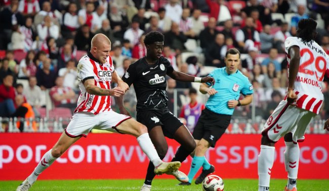 RİZESPOR 1 PUAN İLE DÖNDÜ