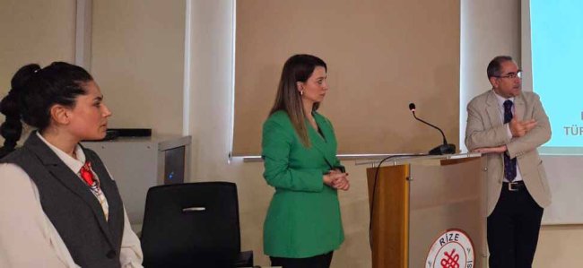 SAĞLIKTA EĞİTİM BİTMİYOR