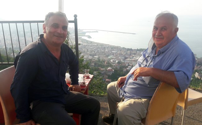 (ÇINGAR MUSTAFA) MUSTAFA YILDIZ TOPTAN’IN ARDINDAN DAR ZAMAN DOSTUYDU ÇINGAR MUSTAFA ABİ…