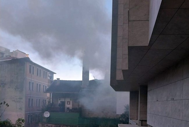 BACA YANDI, ŞEHRİ DUMAN SARDI