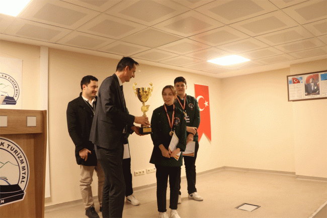 İyidere Rize’yi Gururlandırdı: “Anne Reçeteleri ile Türk Mutfağı” Yarışmasının Şampiyonu Oldu