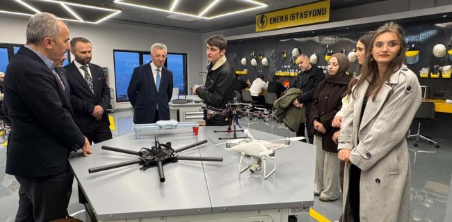 Recep Tayyip Erdoğan Üniversitesi Milli Teknoloji Atölyesi Hizmete Hazır!