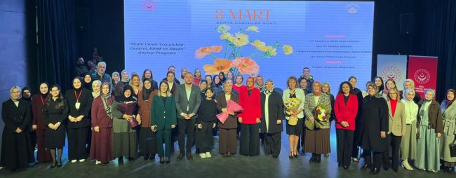 Rize’de 8 Mart Dünya Kadınlar Günü Söyleşi Programı Düzenlendi