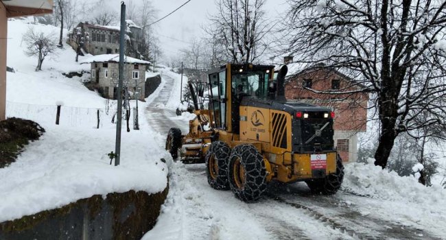RİZE’DE 21 KÖY YOLU ULAŞIMA KAPALI