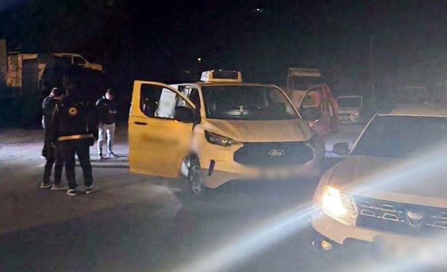 10 DÜZENSİZ GÖÇMEN YAKALANDI, 2 ORGANİZATÖR TUTUKLANDI