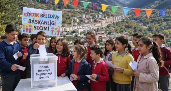 ŞAVŞAT'TA YARIN BELEDİYE BAŞKANLIĞI SEÇİMİ YAPILACAK