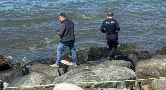 DENİZ KIYISINDA CESET BULUNDU