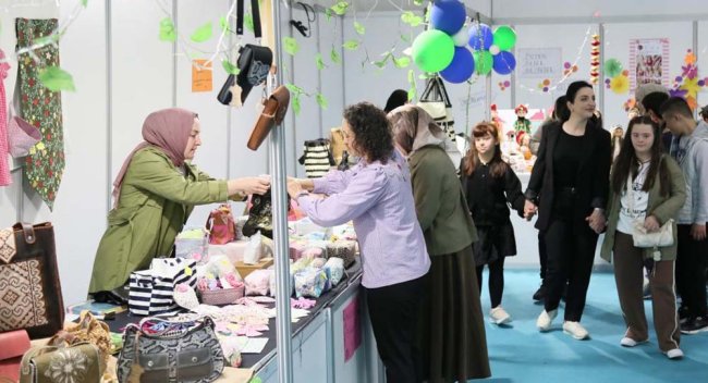 RİZE BELEDİYESİ HANIMELİ ÇARŞISI ZİYARETÇİLERİNİ AĞIRLIYOR