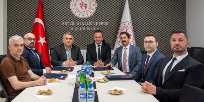 Artvin'de 'Aktif Yaş Alma ve Su Jimnastiği Projesi' hayata geçirildi
