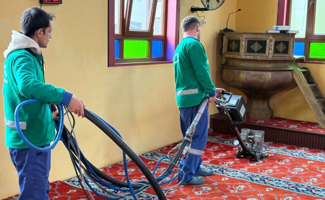 Rize Belediyesi Bayram Öncesi Hazırlık Çalışmalarını Sürdürüyor