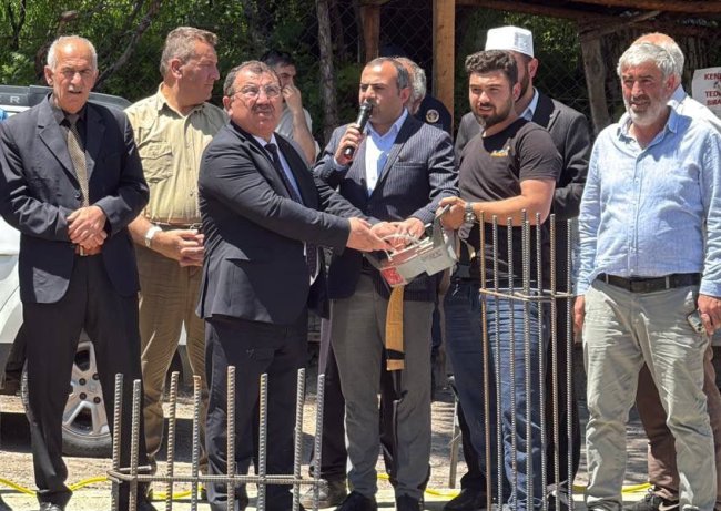 Yangında Kül Olan Dutlu Köyü Camisinin Yeniden Yapımı İçin Temel Atıldı