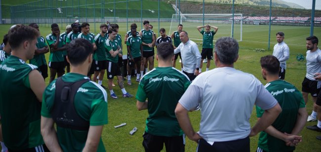 RİZESPOR ERZURUM KAMPINDA GÜÇ TOPLUYOR
