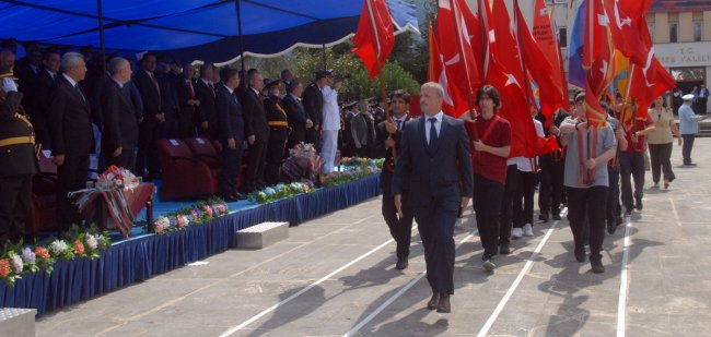 RİZE’DE 104 ÜNCÜ YIL COŞKUSU