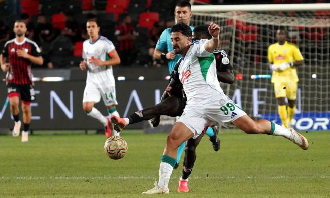 RİZESPOR TARİHTE BİR İLK YAŞADI