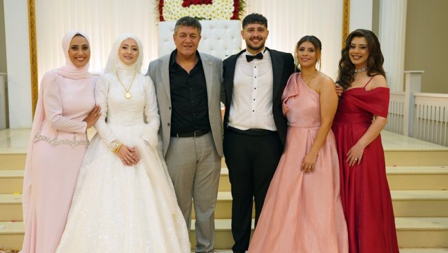 HAYATLARINI BİRLEŞTİRDİLER
