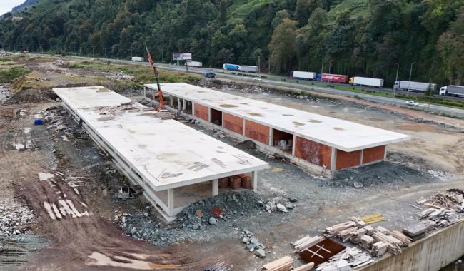 SU ÜRÜNLERİ TOPTAN HALİ’NDE ÇALIŞMALAR HIZLA DEVAM EDİYOR
