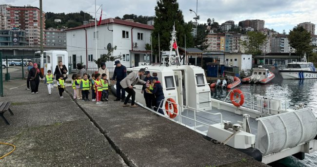 Valilik Basın: Geleceğin Denizcileri Rize’de Denizle Buluştu