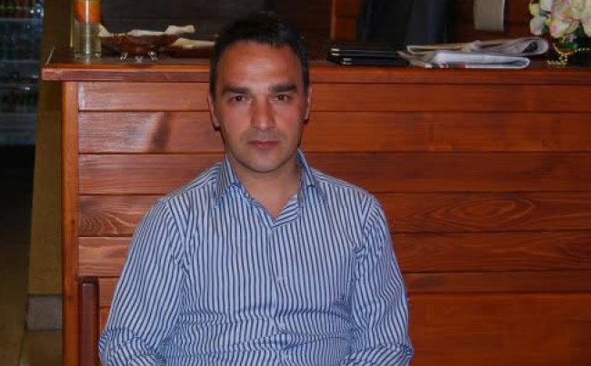 TAHSIN BOSTAN ANNESİNİ KAYBETTİ
